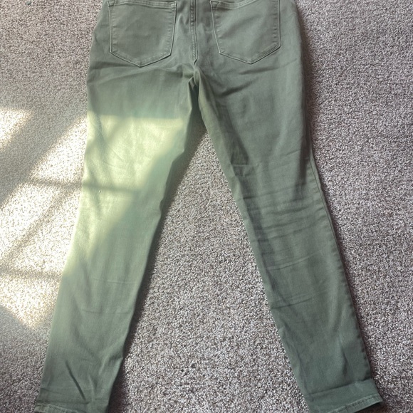 OLD NAVY JEANS - Picture 5 of 5